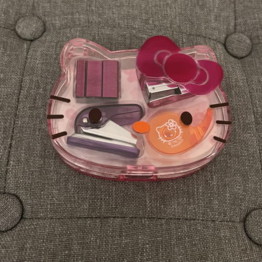 Petite boîte Sanrio Hello Kitty 2005
