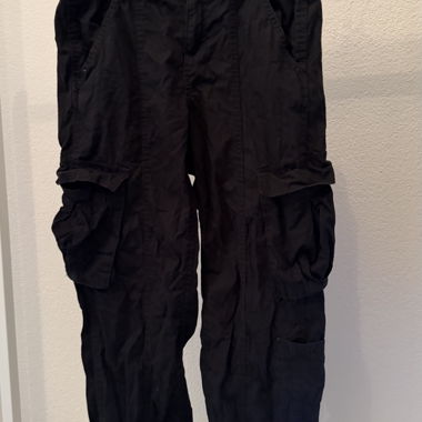 Schwarze Cargo-Hose mit Gummibund