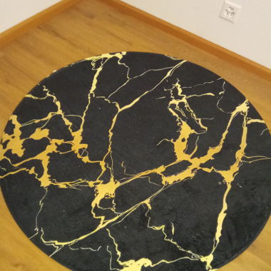 Round Rug Black-Gold