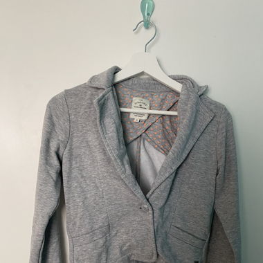Graue Blazerjacke