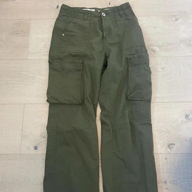 cargo kaki