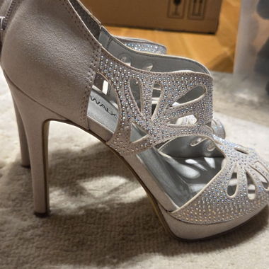 Silberne Sandaletten pumps mit Strass