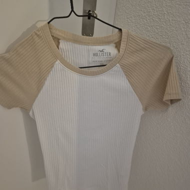 Haut bébé côtelé Hollister