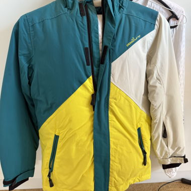 Ski jacket size 140 (child)