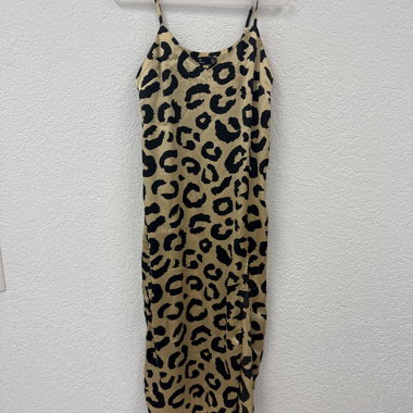 Abito sottoveste leopard con spacco