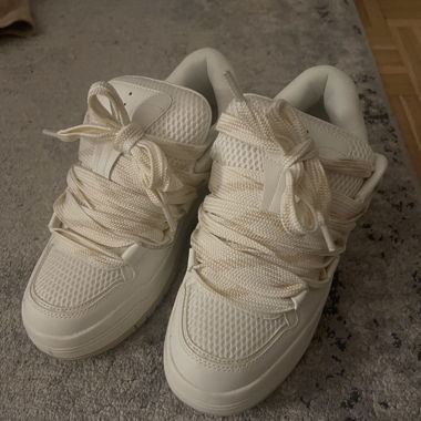Bershka Sneakers