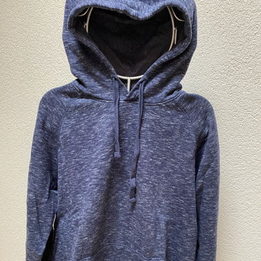 Pull à capuche 