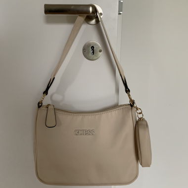Guess Tasche / Ecru