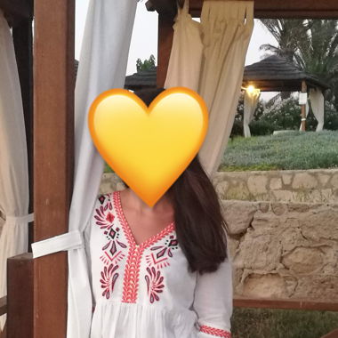 Robe légère d'été avec broderies