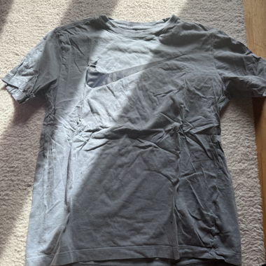Grey Nike T‑Shirt with Swoosh, Size M