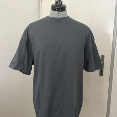 Oversized grey T-shirt