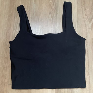 Black sports bra 