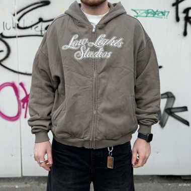 LOW LIGHTS STUDIOS Zip-Hoodie - GRAU