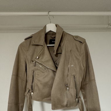 Beige Wildlederjacke Gr. XS von Pull&Bear