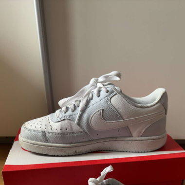 Nike Schuhe Grösse 38