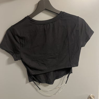 T-shirt with glitter stones