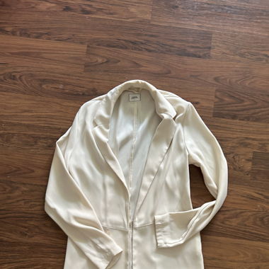 Creme Farbiger Blazer