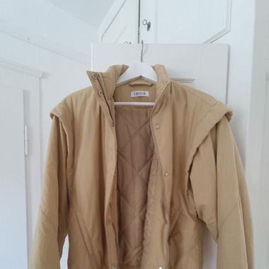 Jacke von Edited