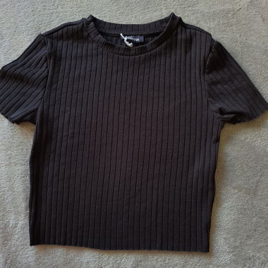 Black Ribbed Crop Top