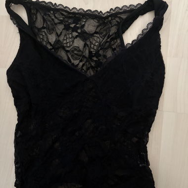 Top camicetta in pizzo nero
