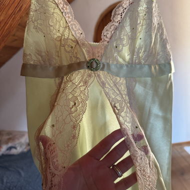 Camicia da notte/Top in pizzo verde chiaro