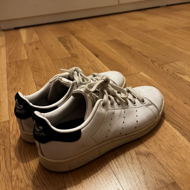 Adidas Stan Smith blanc et noir 