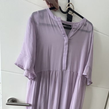 Lila Kleid