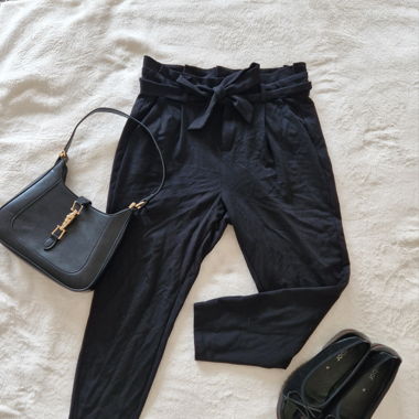 Pantaloni Paperbag neri con cintura