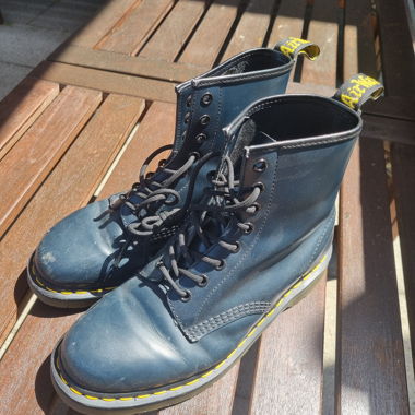Original Dr. Martens Schnürstiefel in Dark Navy 