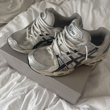 ASICS Gel Nimbus