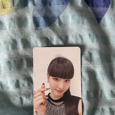 Kpop ive liz photocard/pc (price in caption)