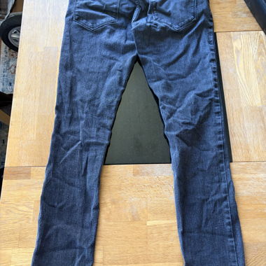 Schwarze Jeans Gr. 170