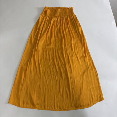 Jupe midi en satin orange