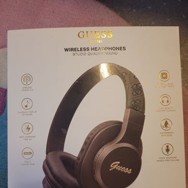 Casque Bluetooth Guess