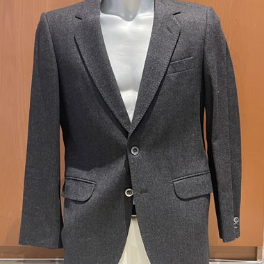 Veste en laine grise foncée 