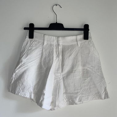 H&M White Linen Shorts