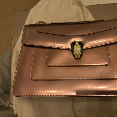 Medium Shoulder Rose Quartz Serpenti Bag