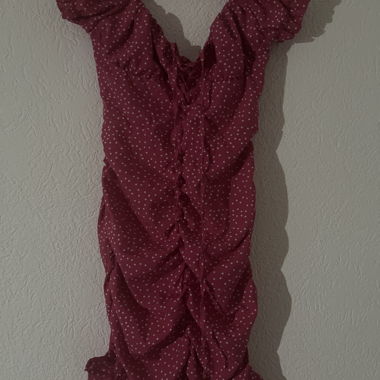 Robe rose à point blanc 