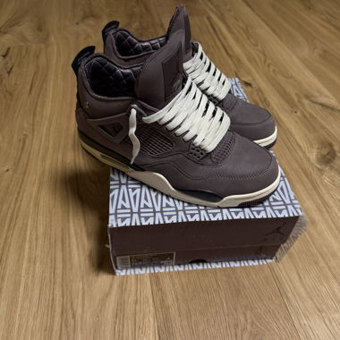 Baskets Jordan 4 Retro A Ma Maniére UE 45