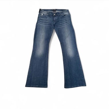 Low-Rise Flare-Jeans