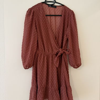 Abito incrociato Zara con pois