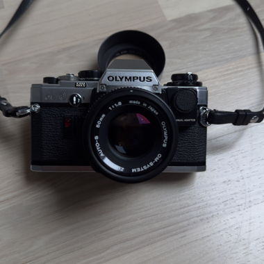 Fotocamera vintage OLYMPUS OM 10 50mm