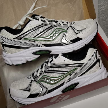 Saucony ride millenium green white black 