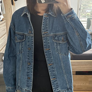 Jeansjacke mit Muster