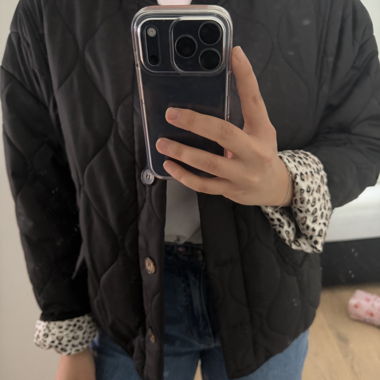     Schwarze Quilted Jacket