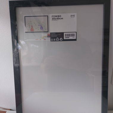 Cadre photo IKEA FISKBO 30x40 cm noir