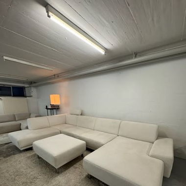Pfister U-Sofa, cremeweißer Stoff, Top-Zustand