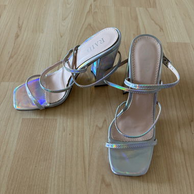 Sandaletto con tacco alto