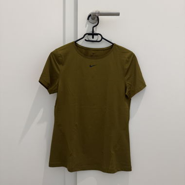T-shirt Nike Dri-FIT kaki S