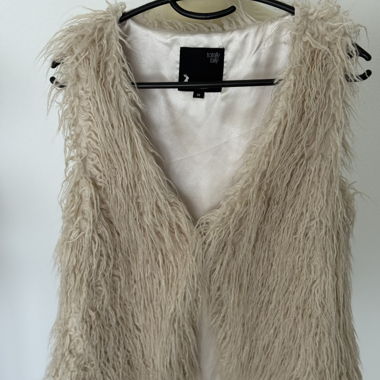 Kunstfellweste Gr. 38 beige